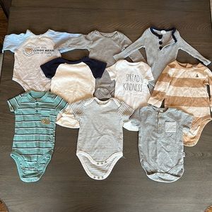 Set of baby boys 3-6 month onesies. 4 long sleeve and 5 short sleeve.